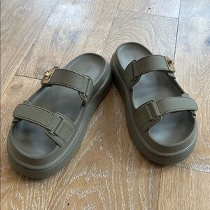 Steve Madden Sandals